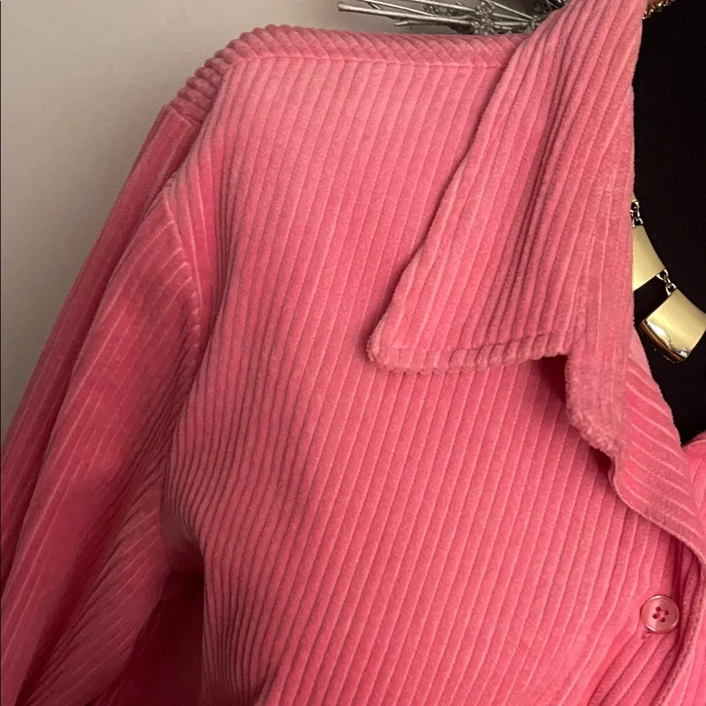 Top - Picture 4 of 7